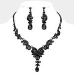 Teardrop Accented Necklace Set